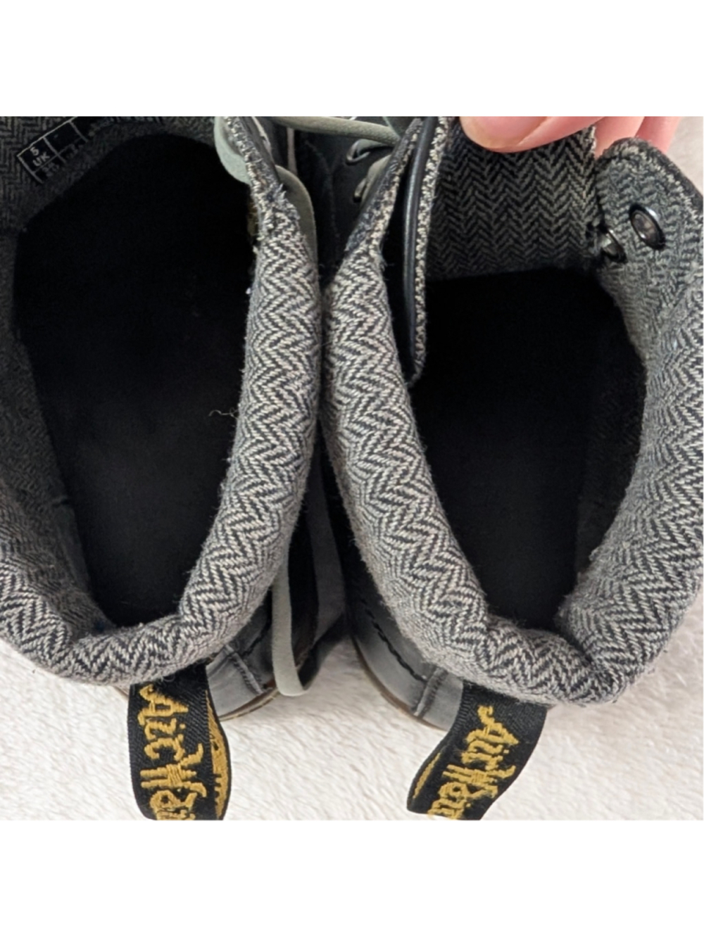 Dr. Martens Maelly Black Leather Herringbone Padded Ankle Boots - Size 7 - Picture 11 of 13